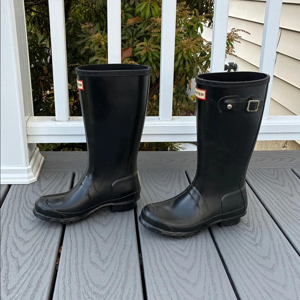 Hunter Unisex Rubber Rain Boots Waterproof Black Glossy US Size 2 Boy/3 Girl